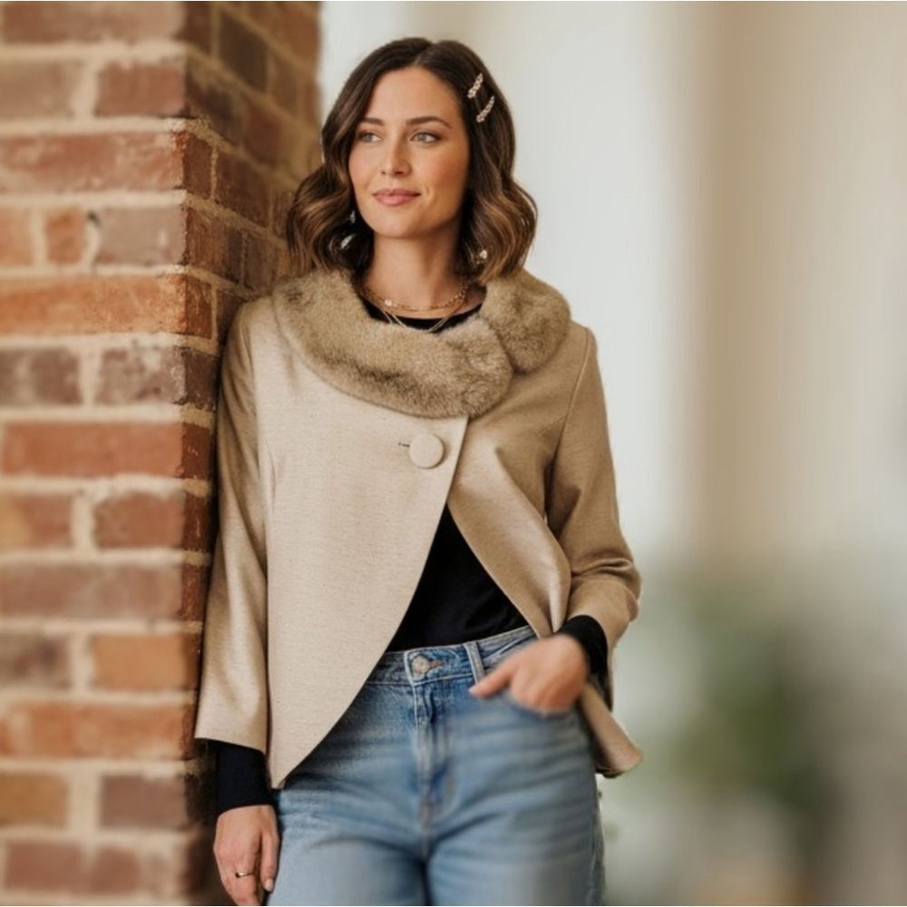 Vintage Champagne Silk Jacket with Fur Collar – ILGWU Union Made